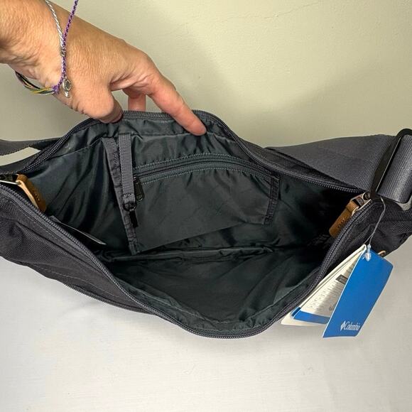 Columbia Classic Outdoor Shoulder Bag Gray Brown Unisex Crossbody Utility NWT - Picture 7 of 12